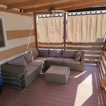 Apartment Mobile Homes King, Camp Dida Pirovac